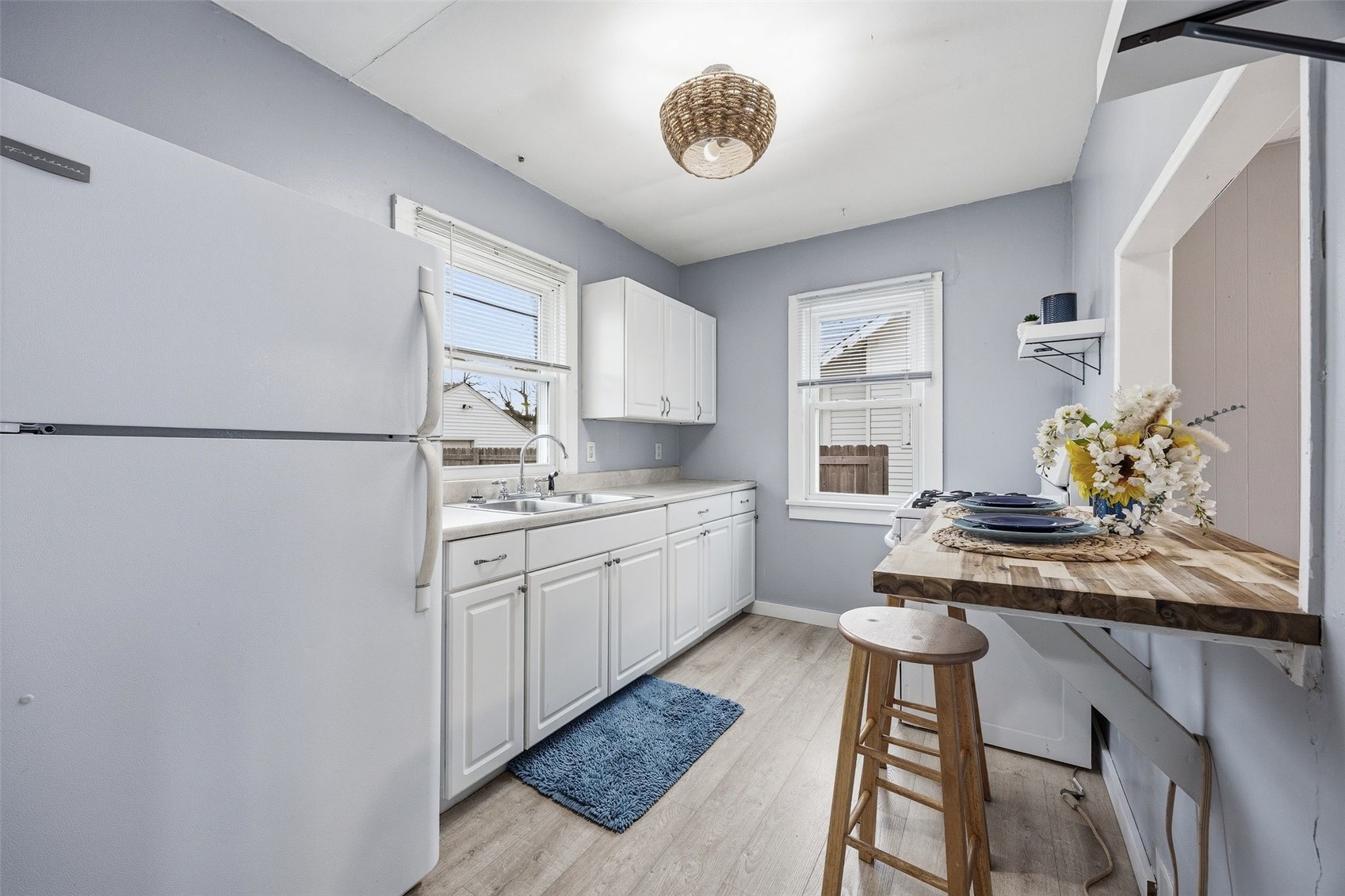 1128 I Avenue NE Cedar Rapids IA 52402