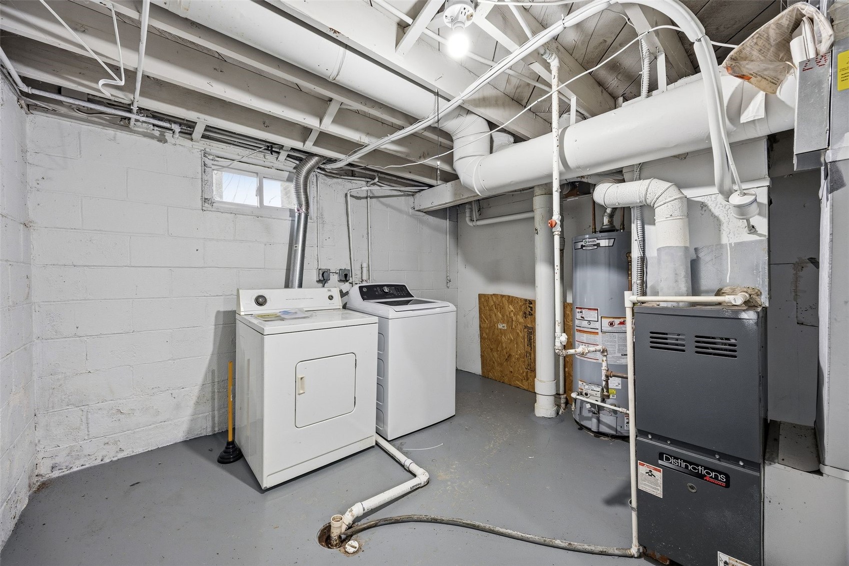 1128 I Avenue NE Cedar Rapids IA 52402