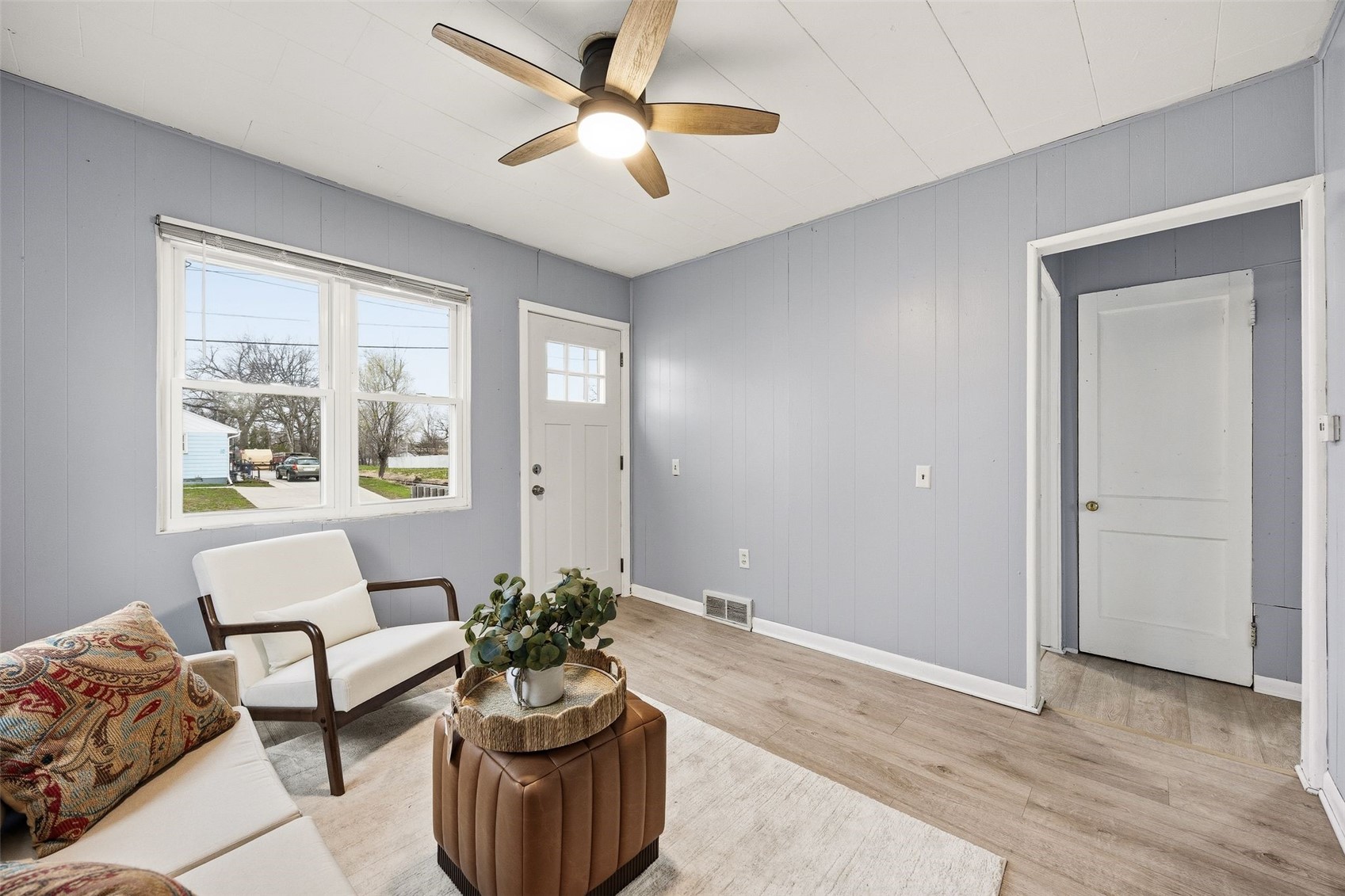 1128 I Avenue NE Cedar Rapids IA 52402