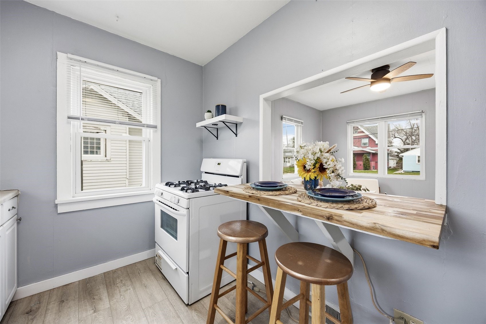 1128 I Avenue NE Cedar Rapids IA 52402