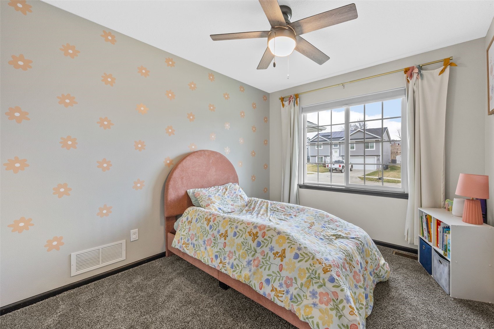 2107 Holly Meadow Avenue SW Cedar Rapids IA 52404