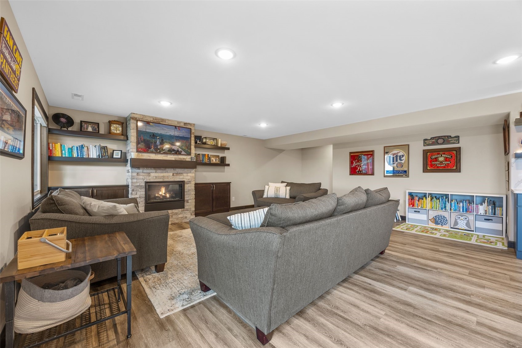 2107 Holly Meadow Avenue SW Cedar Rapids IA 52404