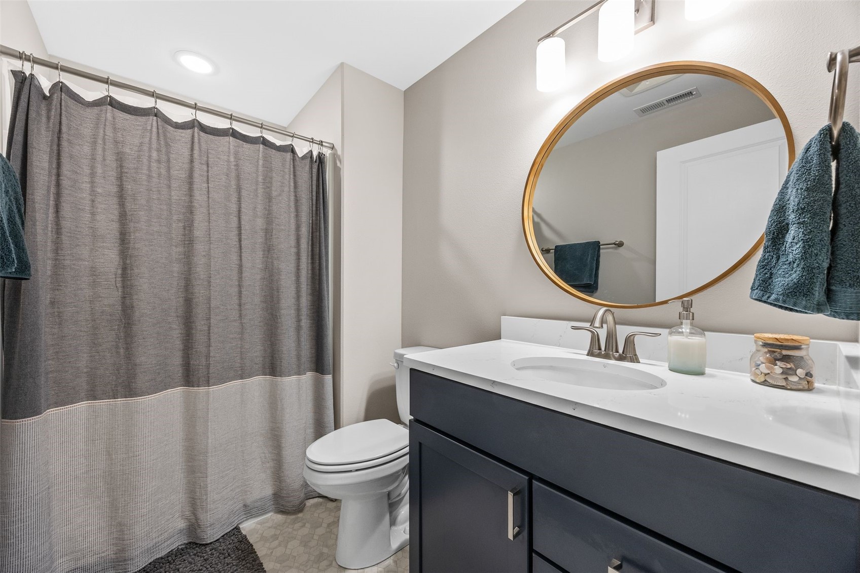 2107 Holly Meadow Avenue SW Cedar Rapids IA 52404