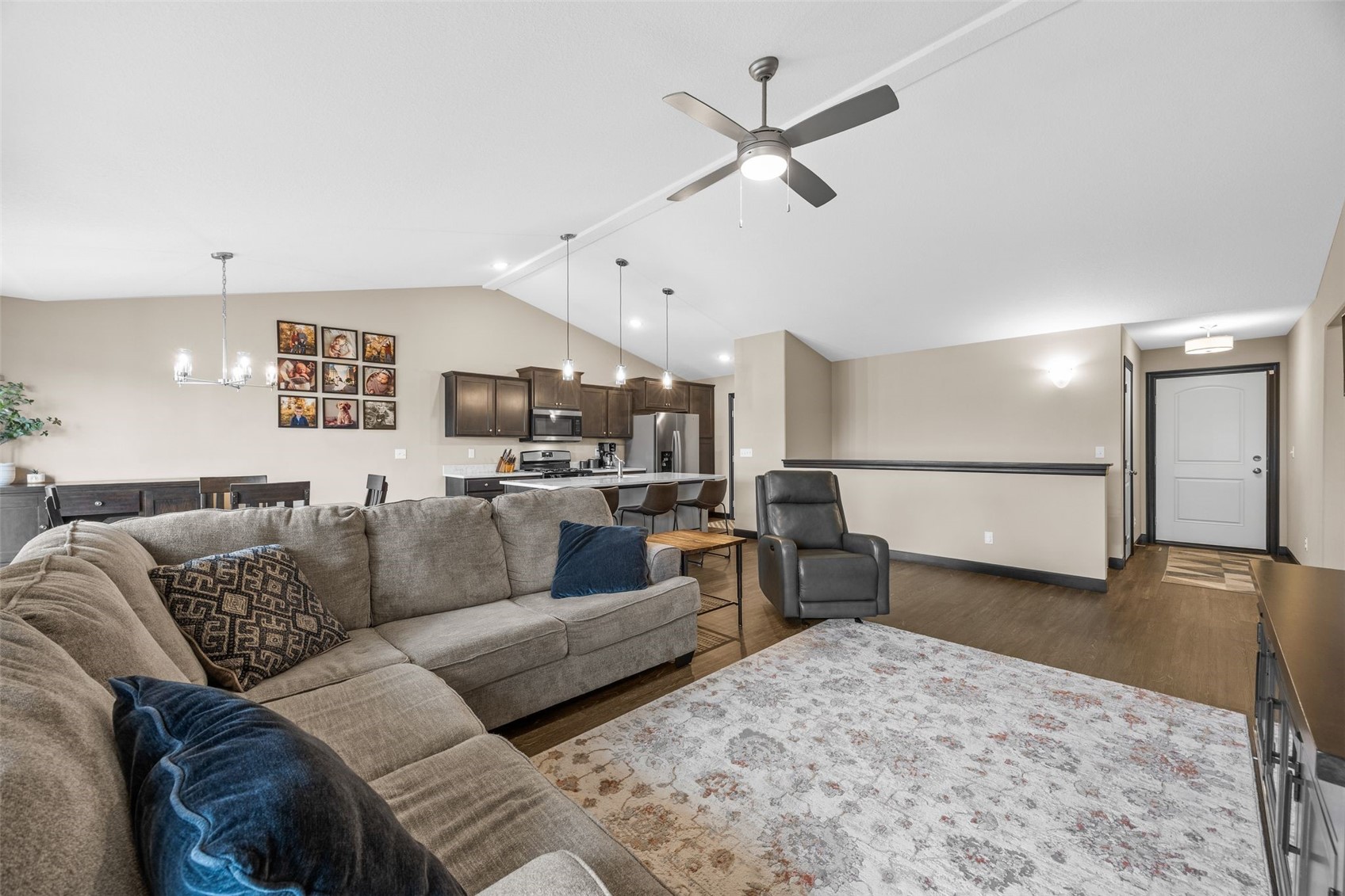 2107 Holly Meadow Avenue SW Cedar Rapids IA 52404
