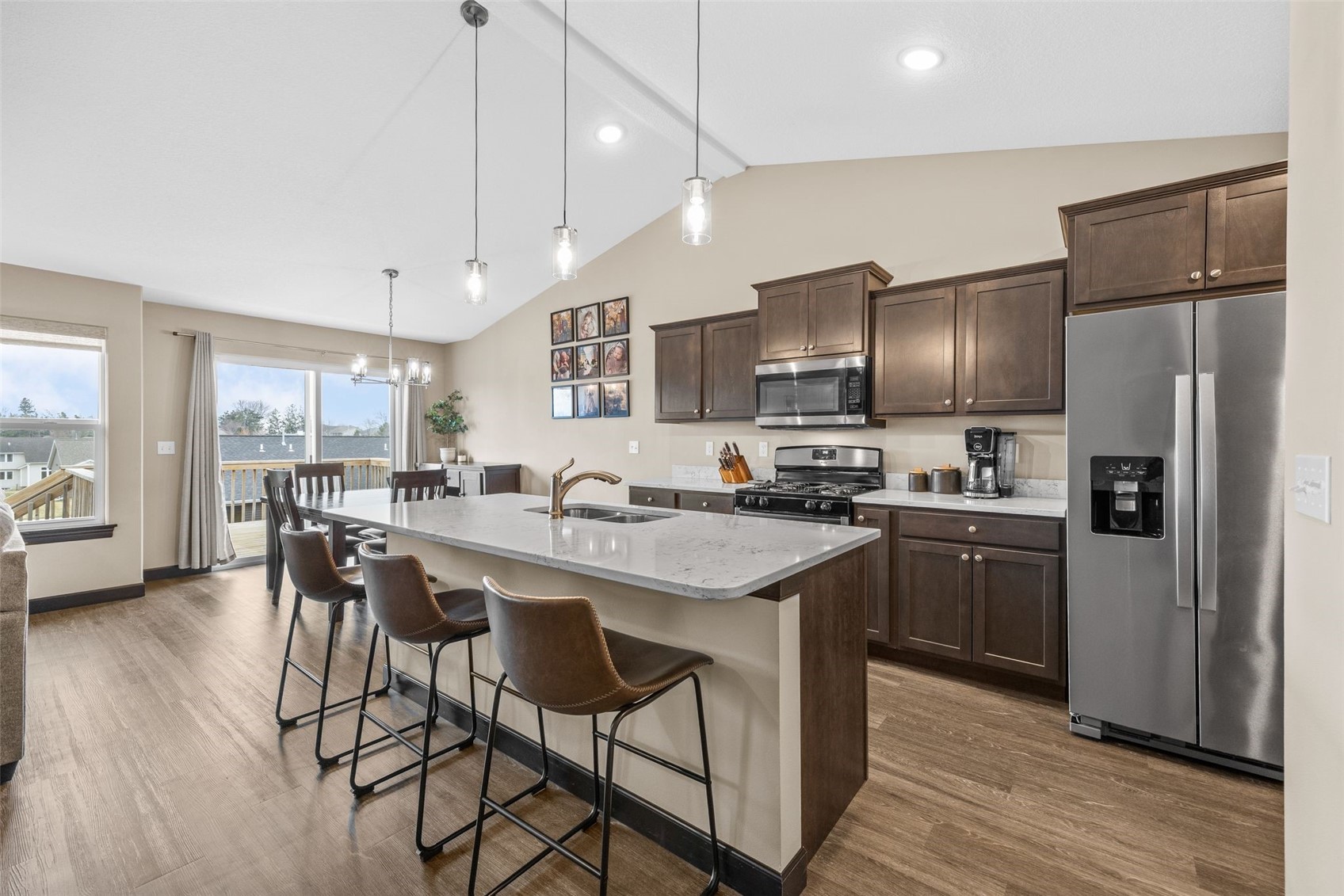 2107 Holly Meadow Avenue SW Cedar Rapids IA 52404