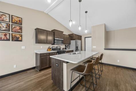 2107 Holly Meadow Avenue SW Cedar Rapids IA 52404