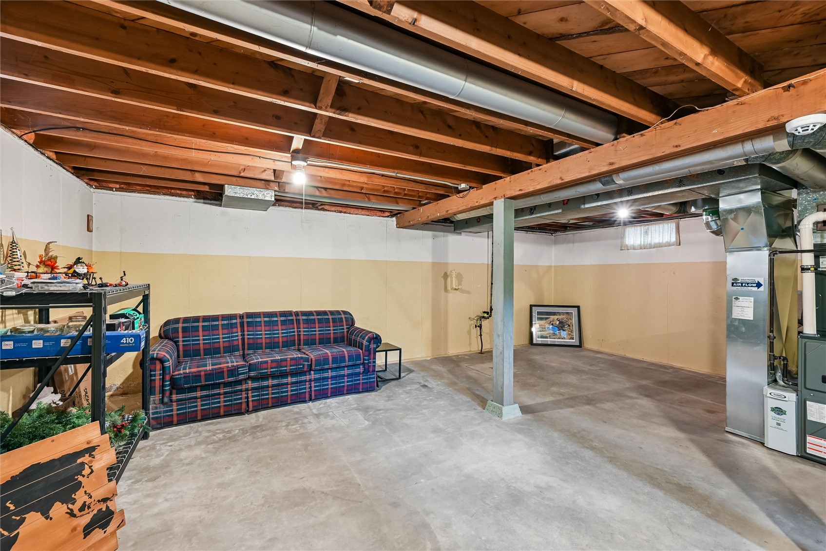 813 Oakland Road NE Cedar Rapids IA 52402