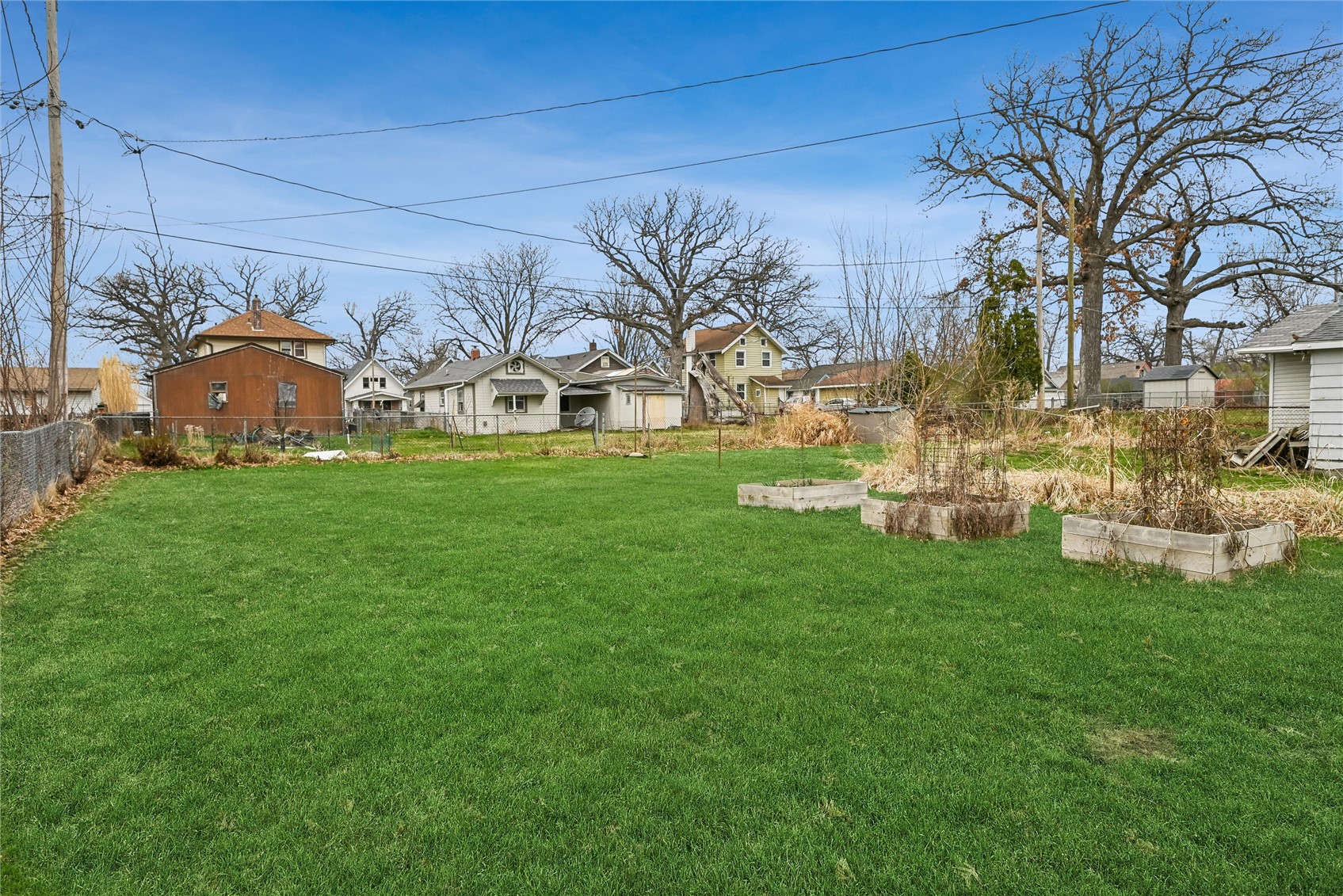 813 Oakland Road NE Cedar Rapids IA 52402