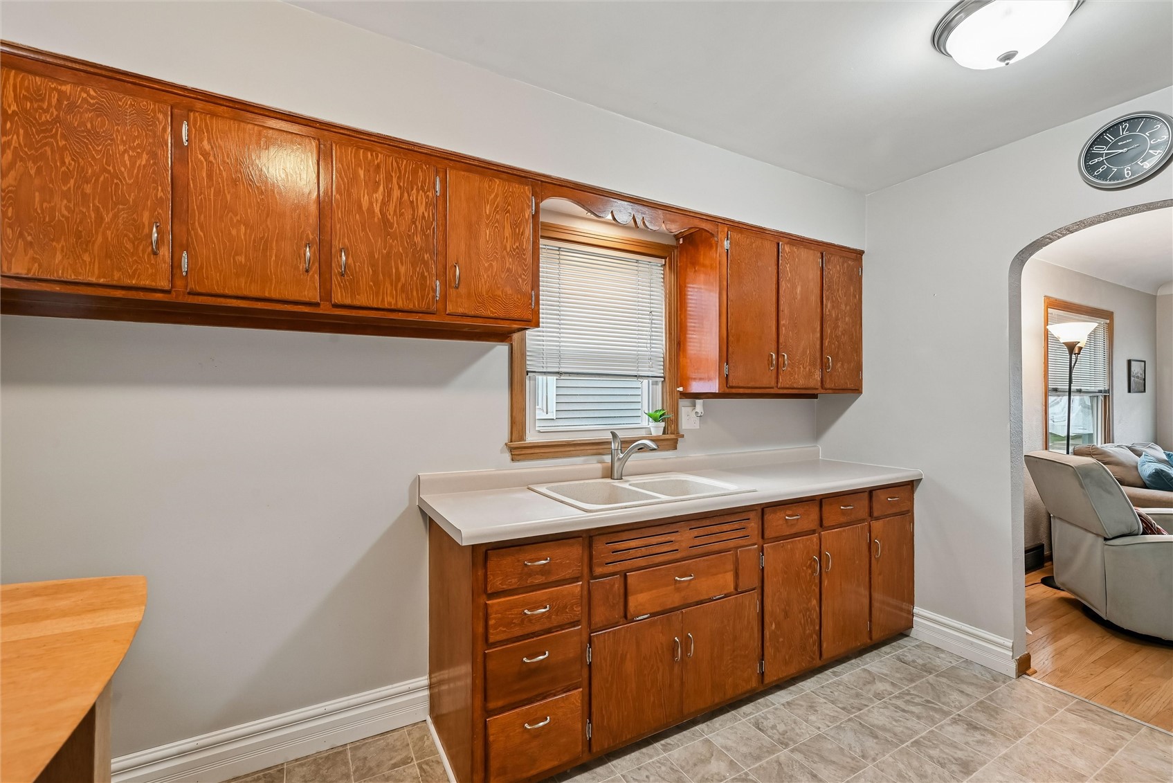 813 Oakland Road NE Cedar Rapids IA 52402
