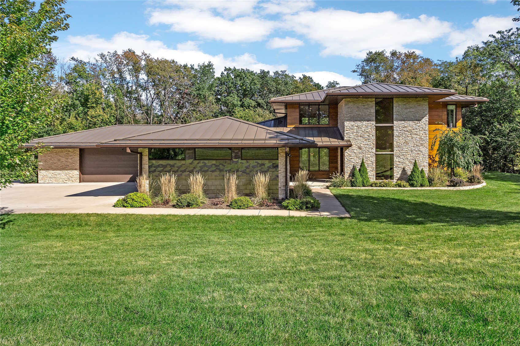 2296 Deer Run NE North Liberty IA 52317