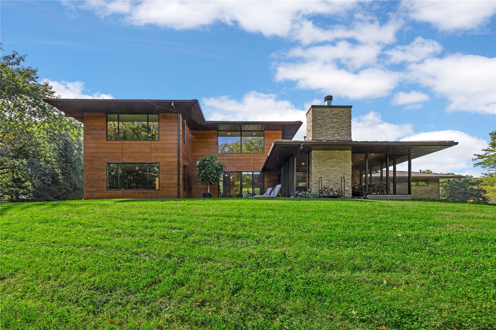 2296 Deer Run NE North Liberty IA 52317