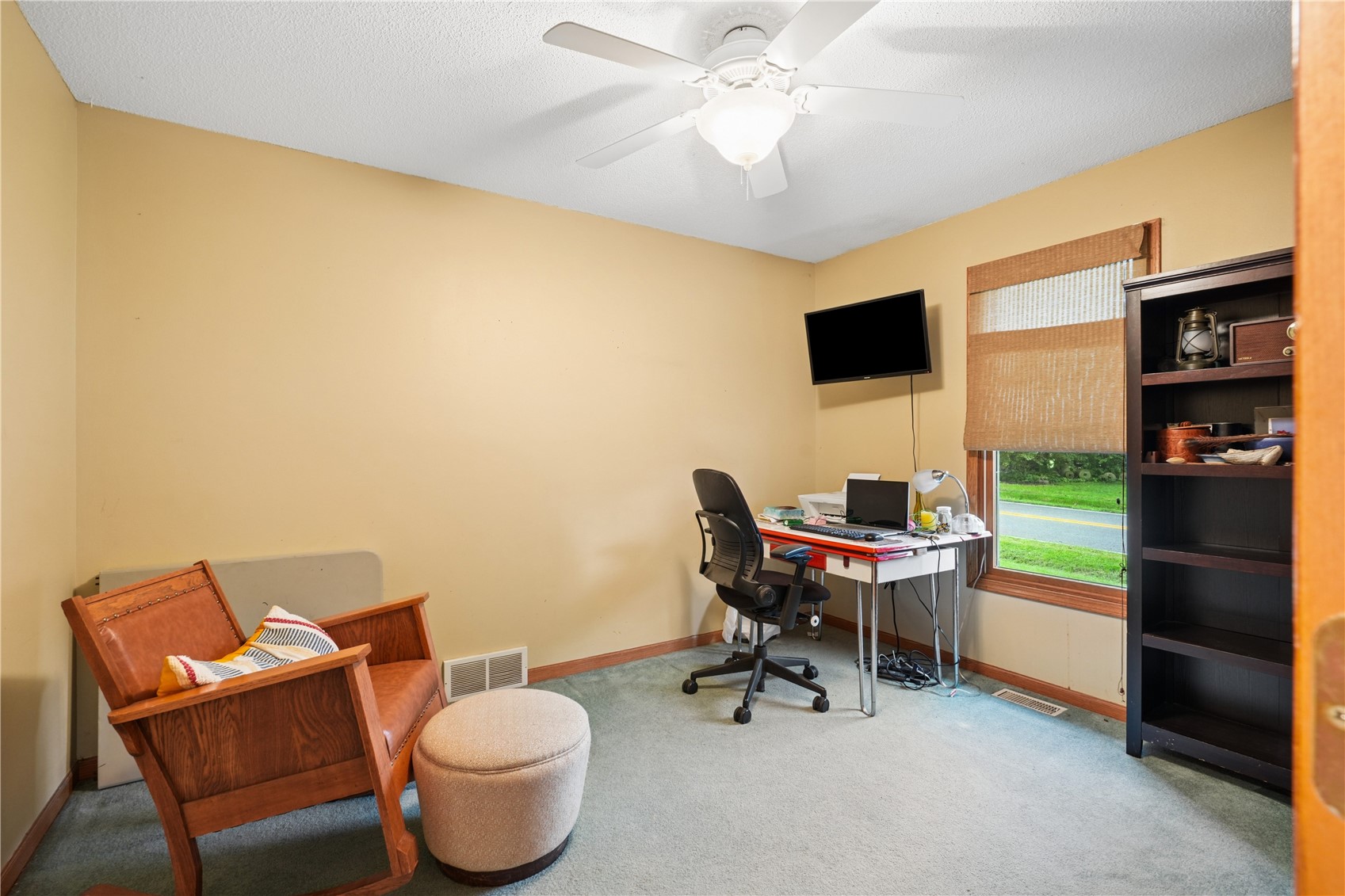 206 220th Trail South Amana IA 52334