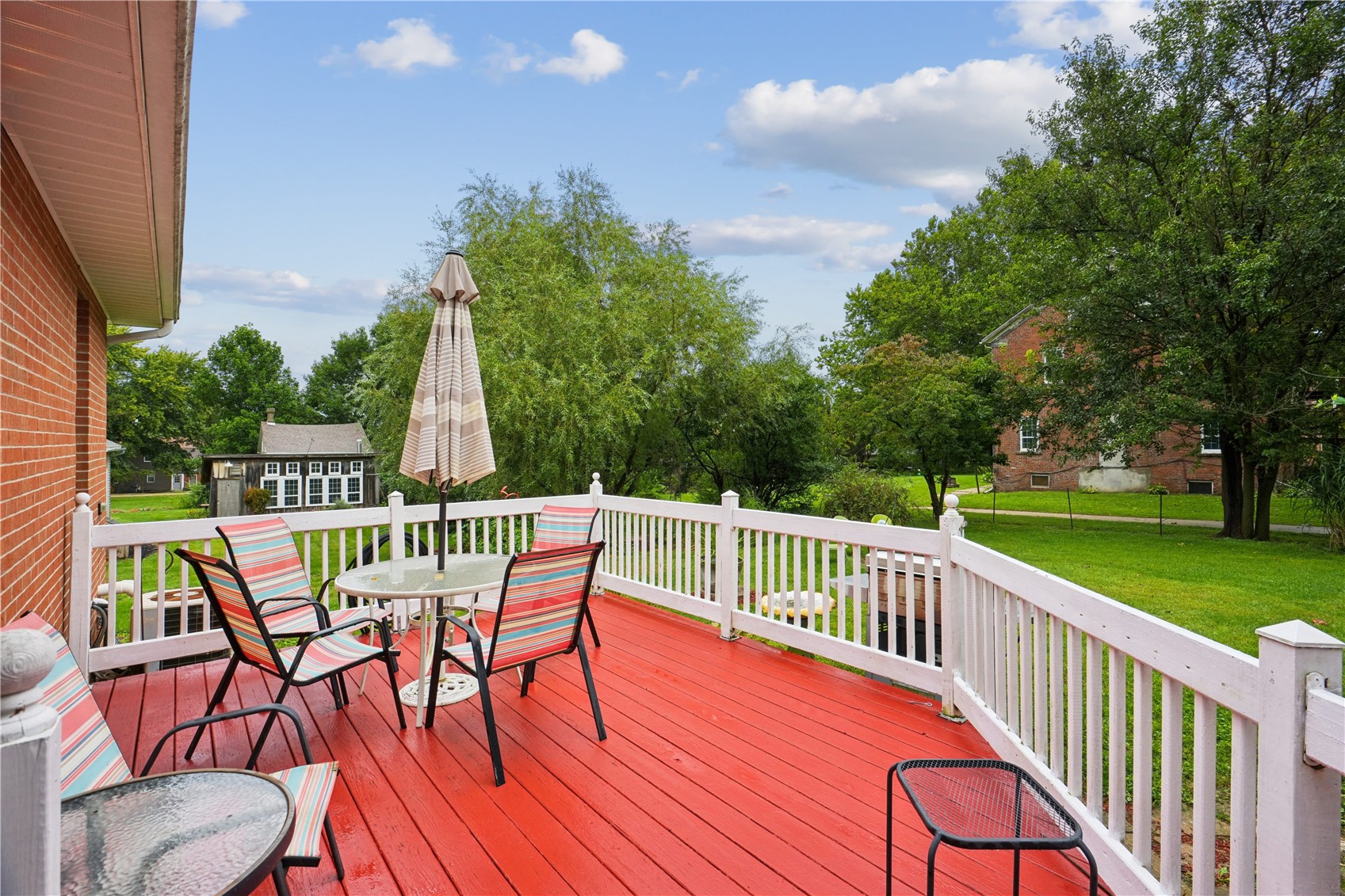 206 220th Trail South Amana IA 52334