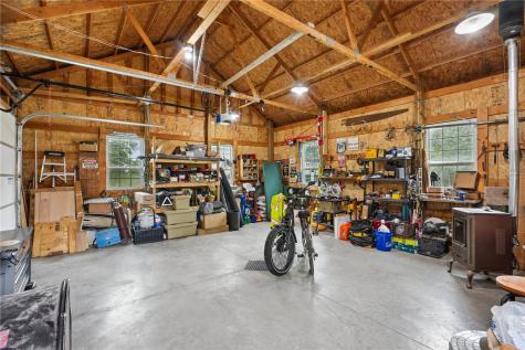 206 220th Trail South Amana IA 52334