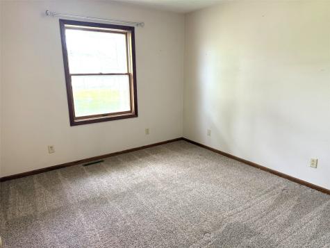 6100 Rogers Road NW Cedar Rapids IA 52405