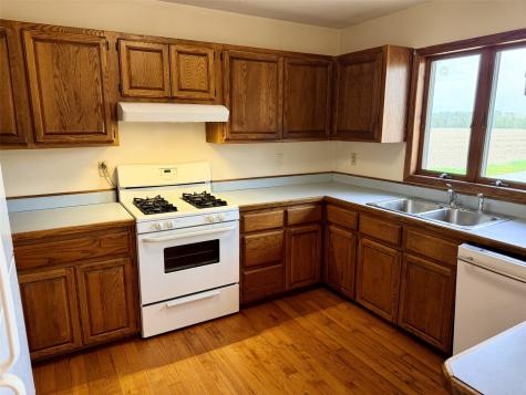 6100 Rogers Road NW Cedar Rapids IA 52405
