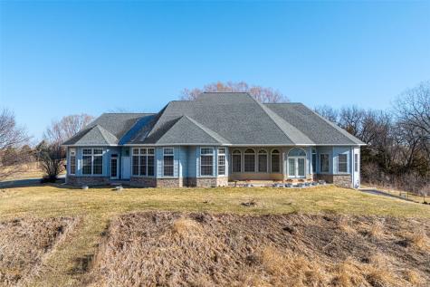 2245 288TH Drive Williamsburg IA 52361