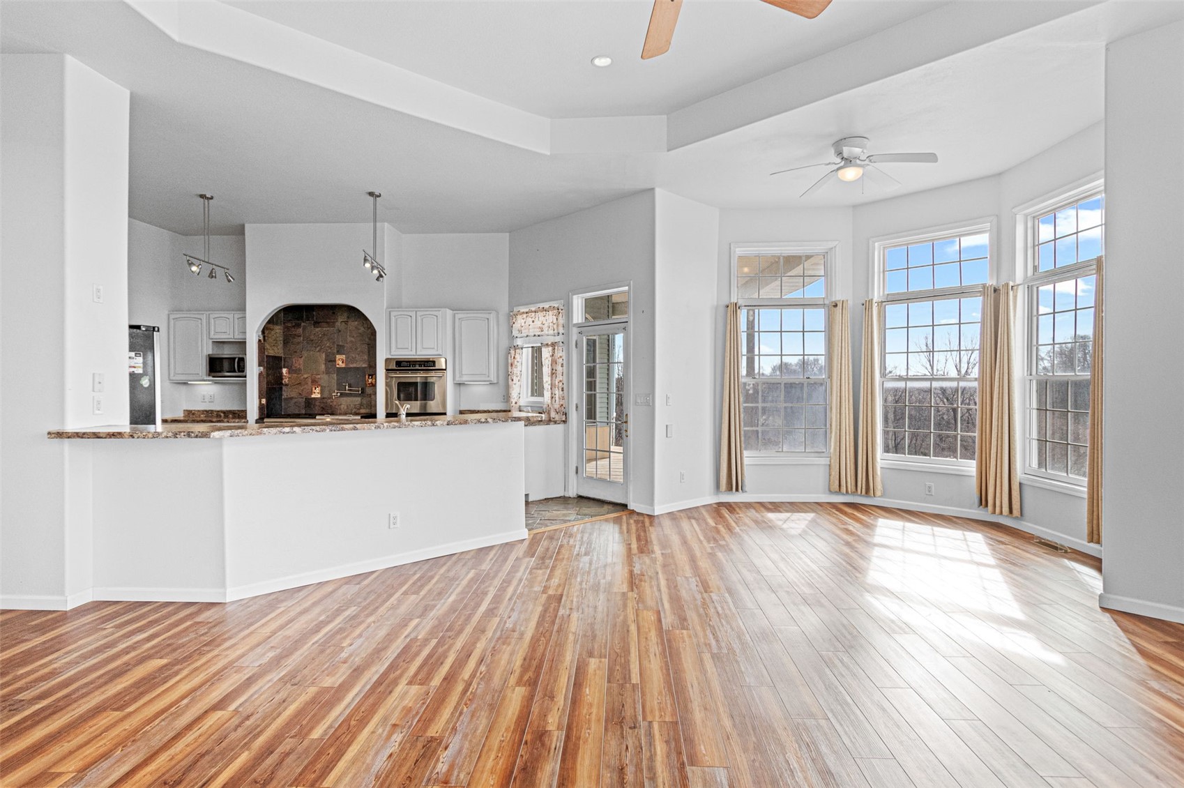 2245 288th Drive Williamsburg IA 52361