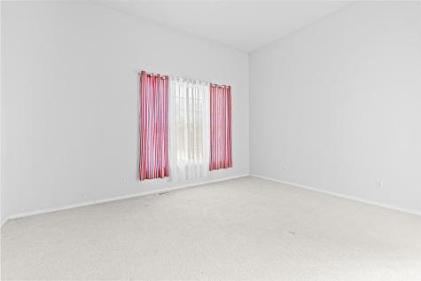 2245 288th Drive Williamsburg IA 52361