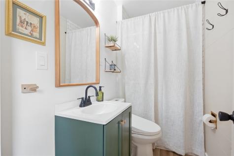 225 N Cass IA 50681