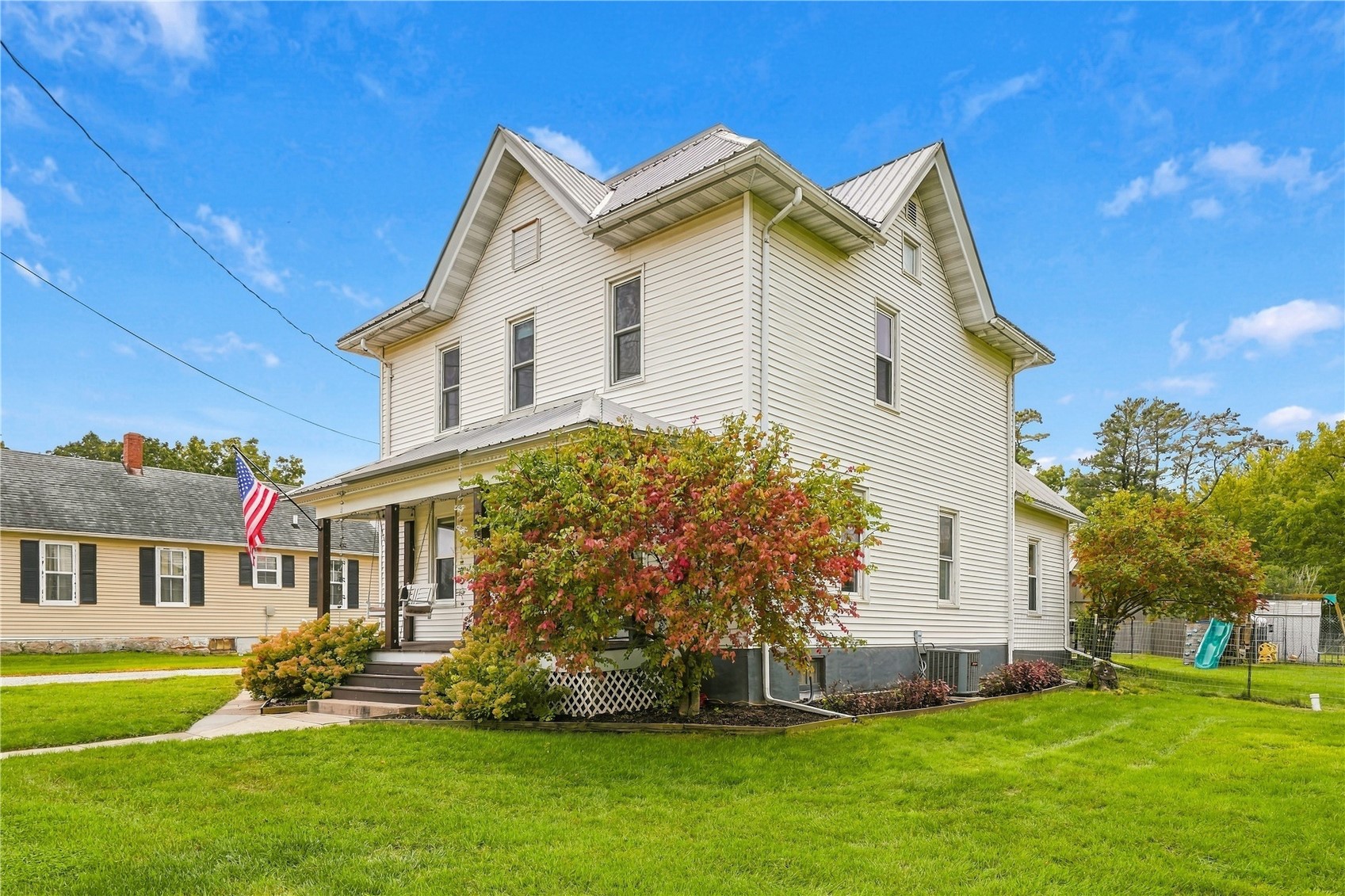 225 N Cass IA 50681