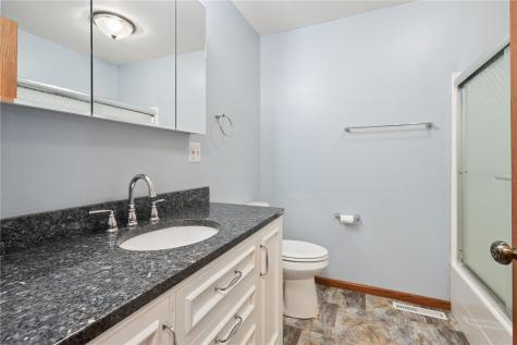 507 C Avenue Atkins IA 52206
