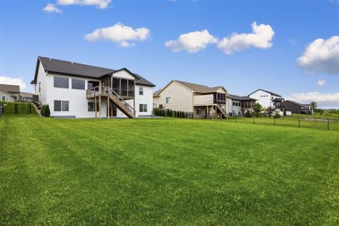 306 Dogwood Lane Tiffin IA 52340