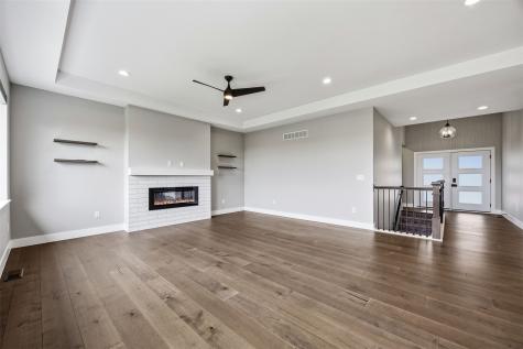 306 Dogwood Lane Tiffin IA 52340