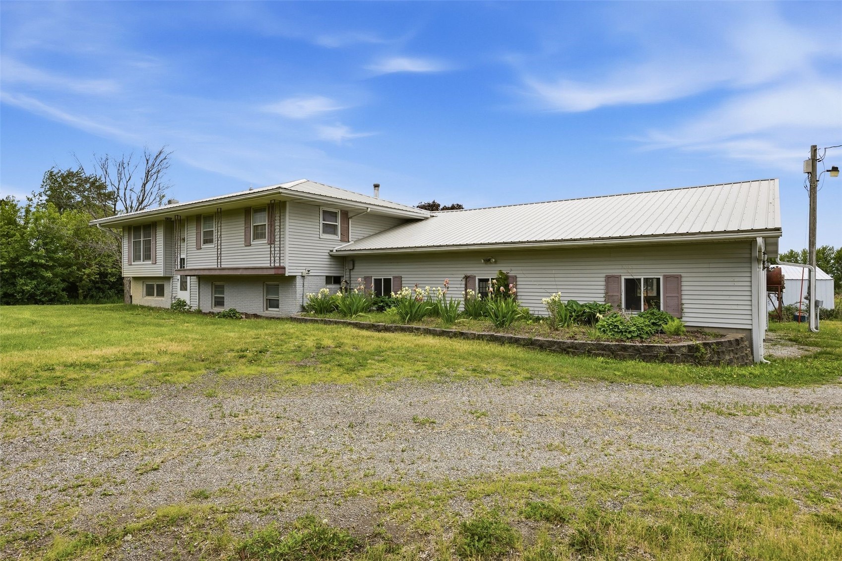 3174 63rd Street Drive Shellsburg IA 52332