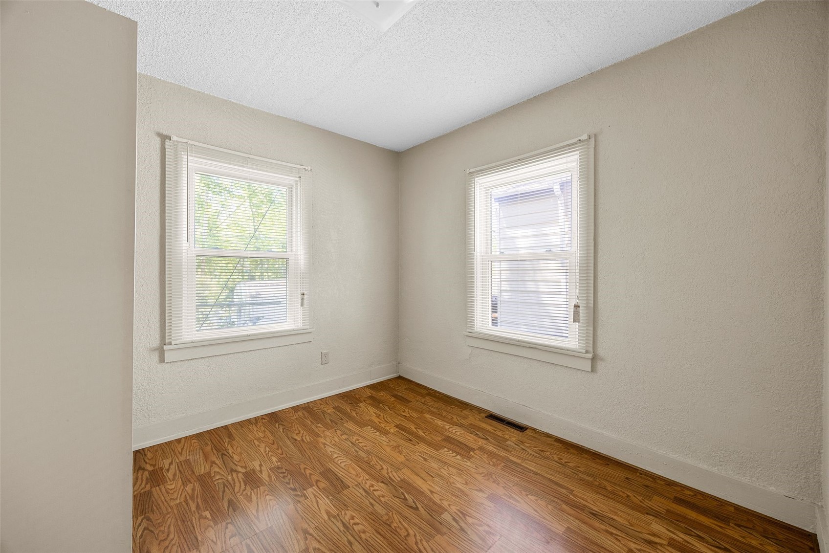 1215 19th Avenue SW Cedar Rapids IA 52404