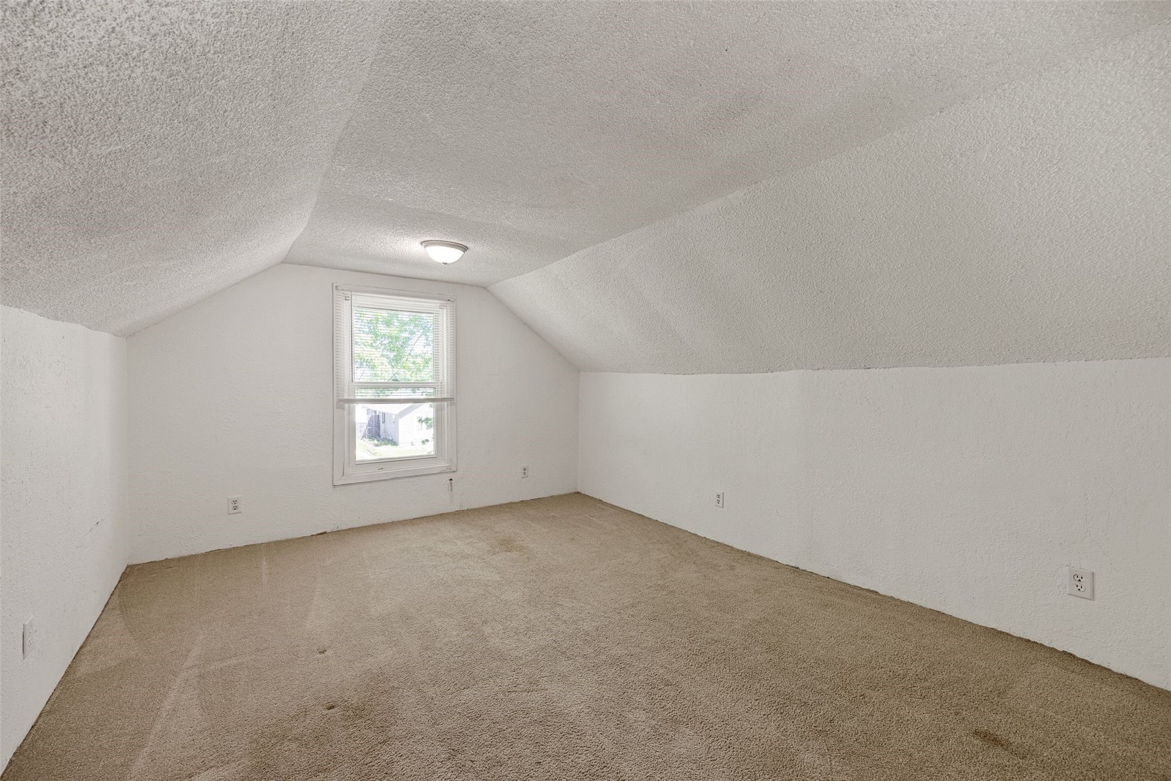 1215 19th Avenue SW Cedar Rapids IA 52404