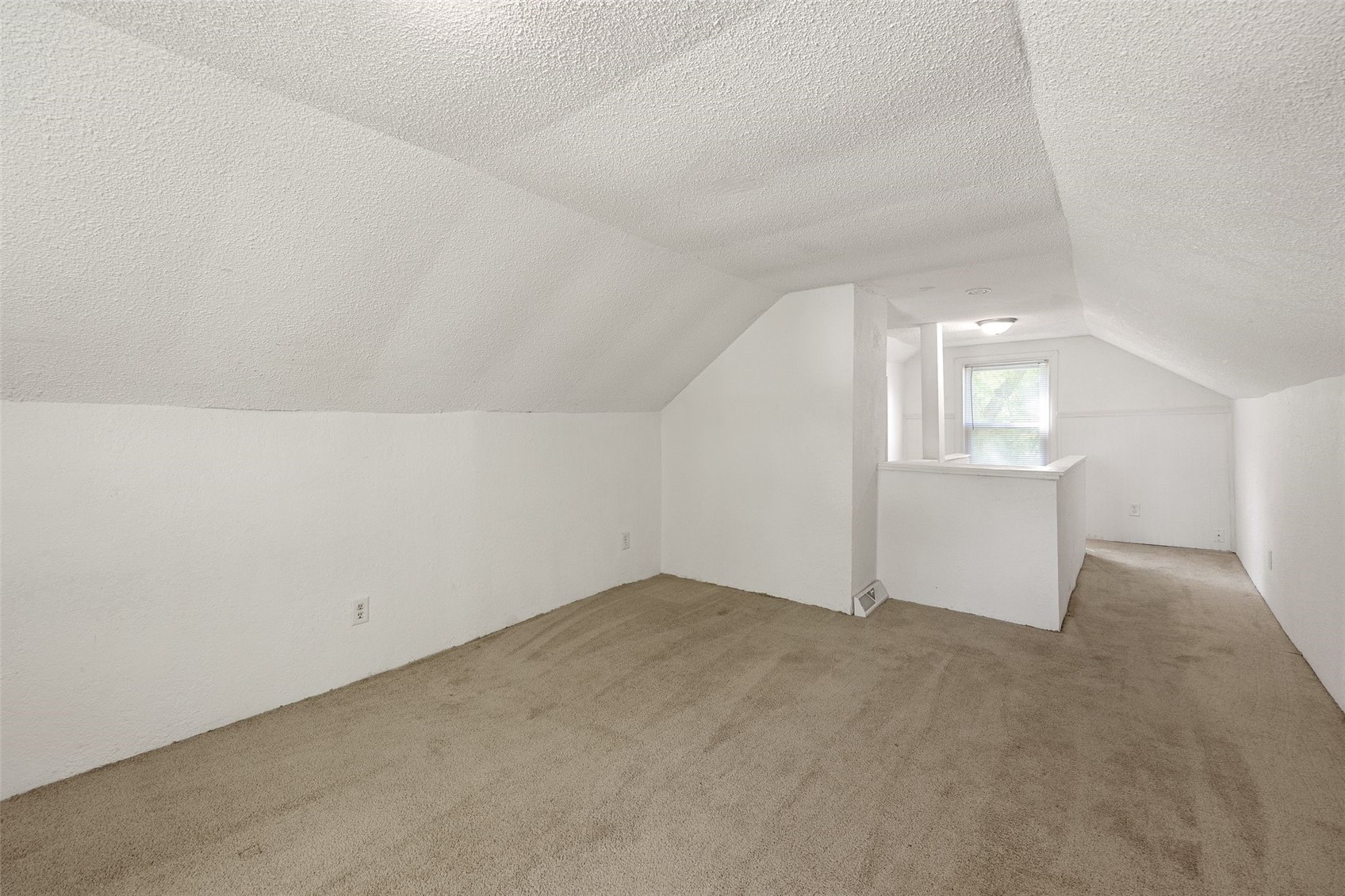 1215 19th Avenue SW Cedar Rapids IA 52404