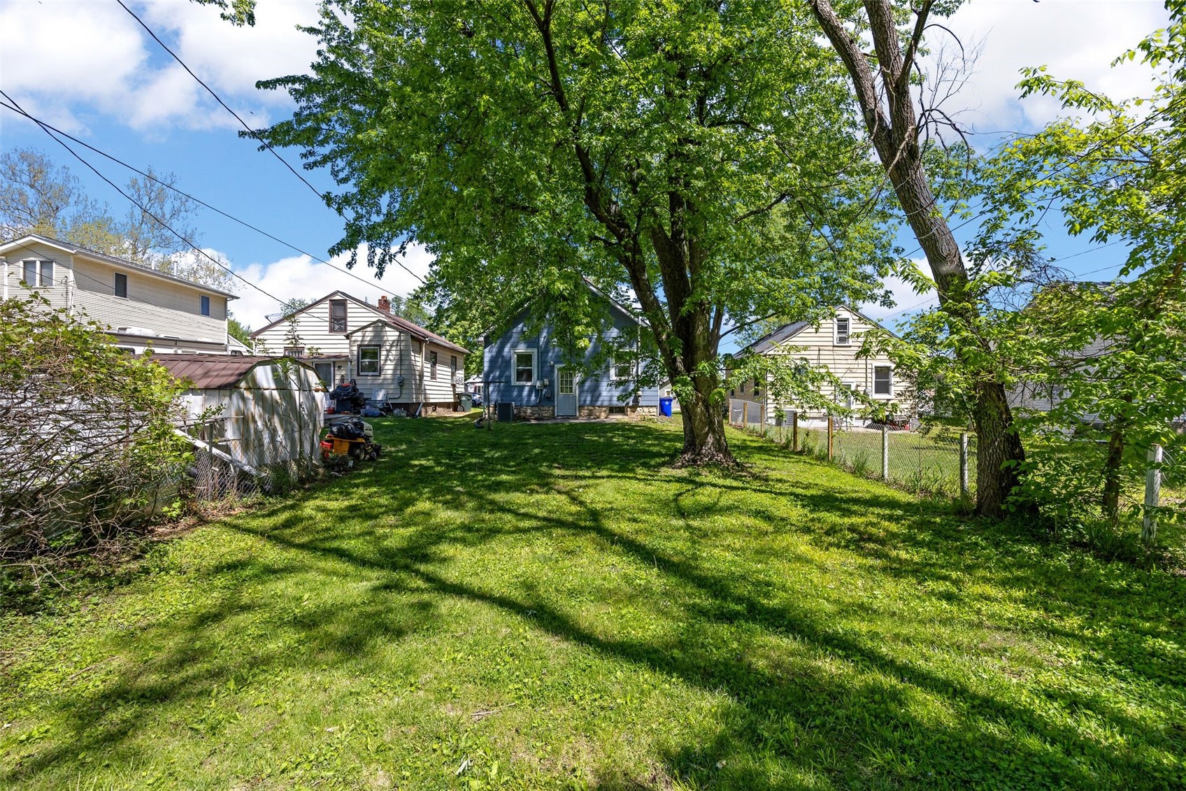 1215 19th Avenue SW Cedar Rapids IA 52404