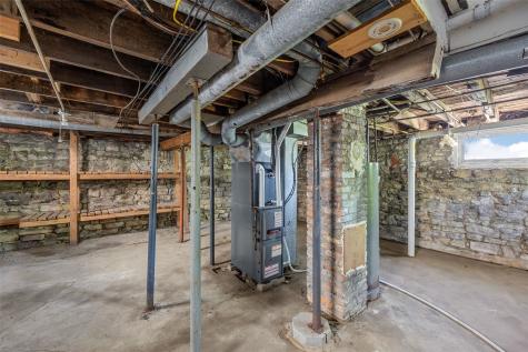 1215 19th Avenue SW Cedar Rapids IA 52404