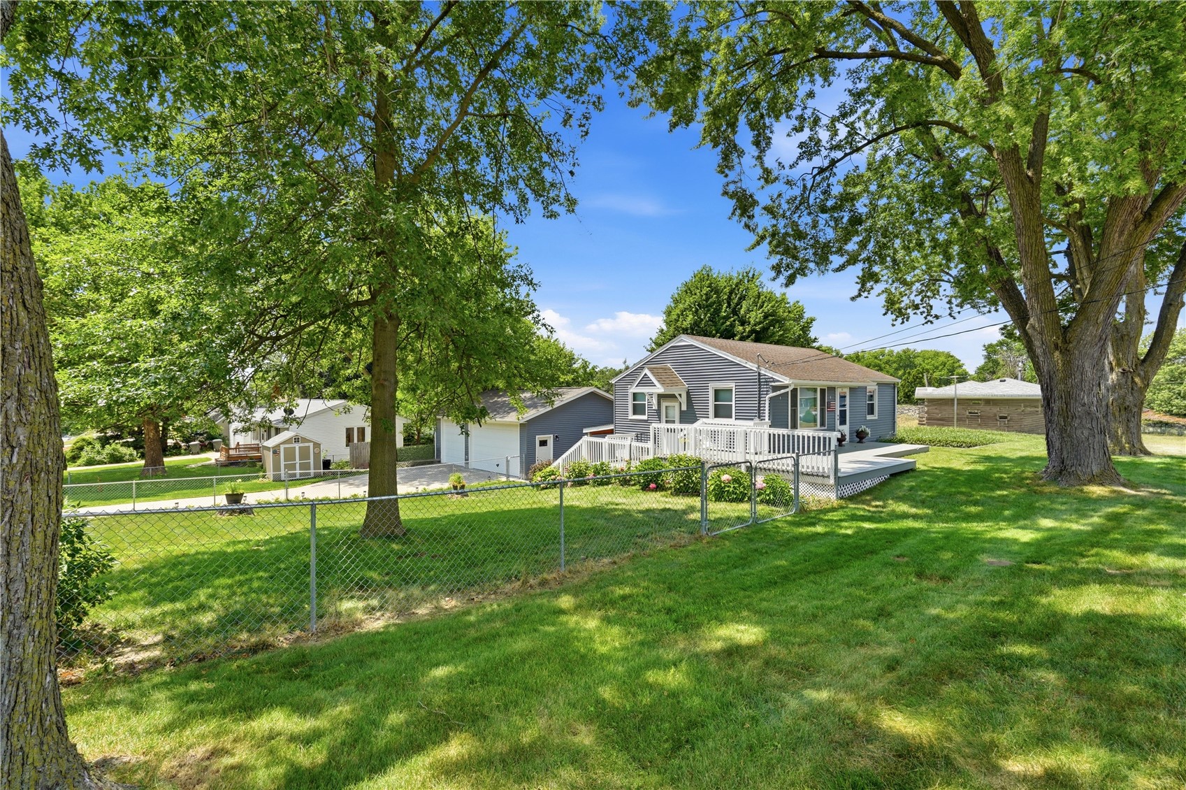 61 29th Avenue SW Cedar Rapids IA 52404