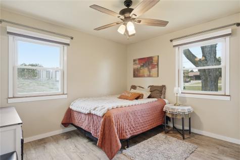 61 29th Avenue SW Cedar Rapids IA 52404