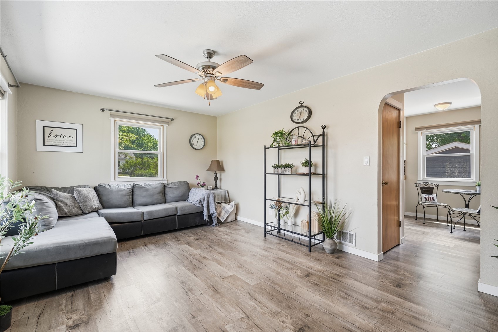 61 29th Avenue SW Cedar Rapids IA 52404