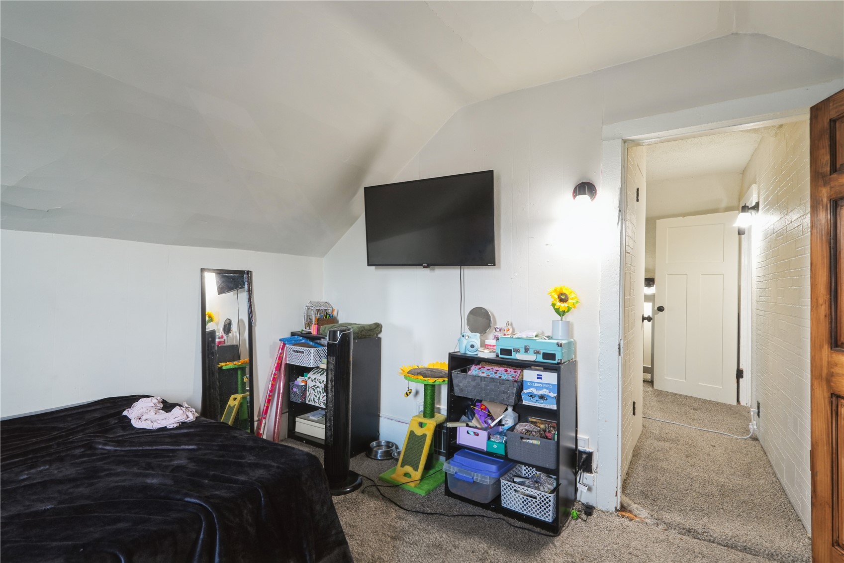 714 E Avenue NW Cedar Rapids IA 52405
