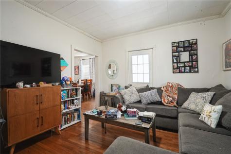 714 E Avenue NW Cedar Rapids IA 52405