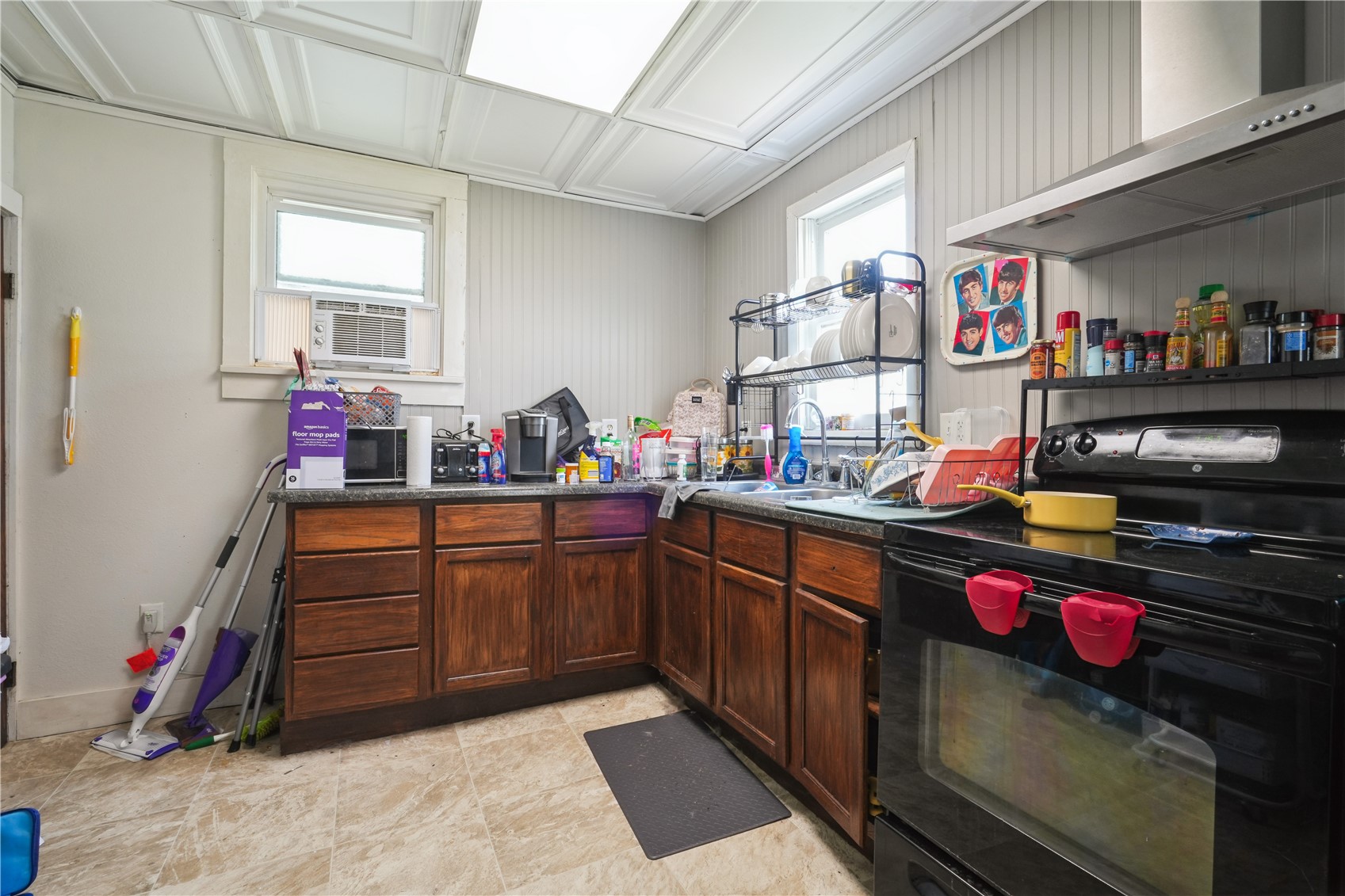 714 E Avenue NW Cedar Rapids IA 52405