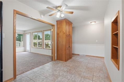 101 Country Club Drive Vinton IA 52349