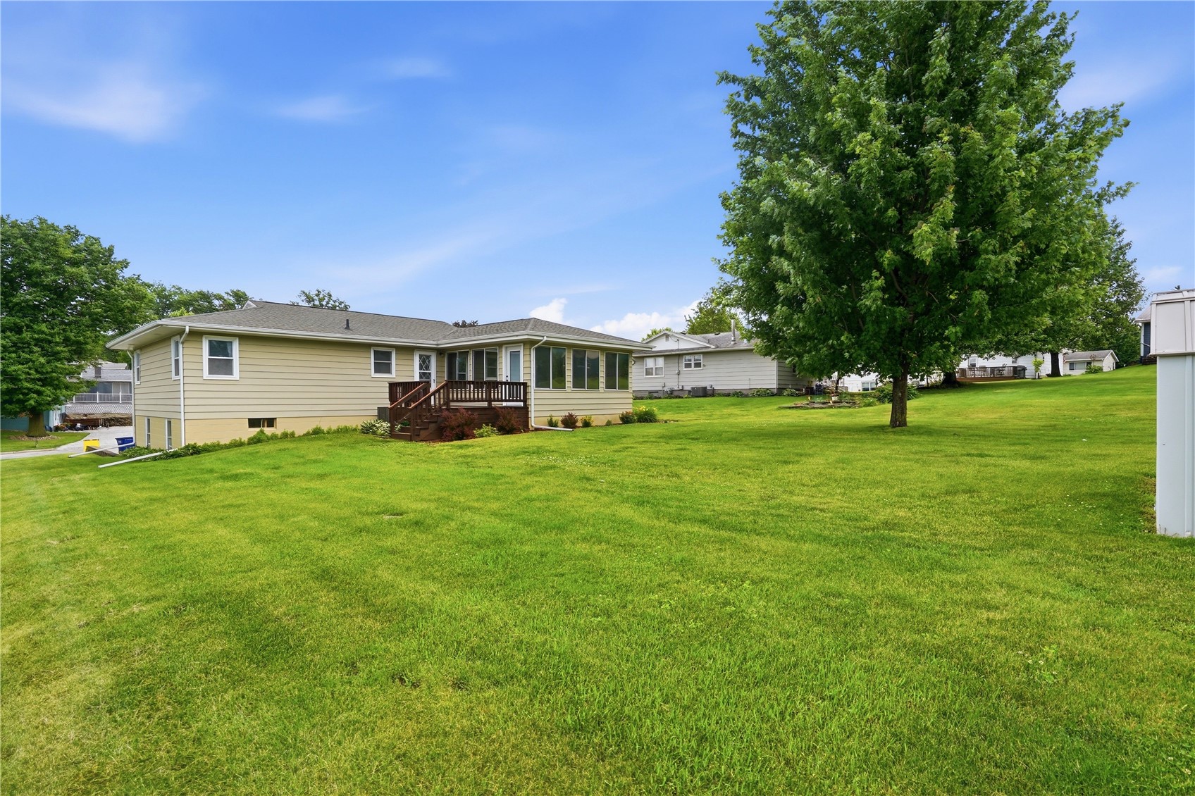101 Country Club Drive Vinton IA 52349