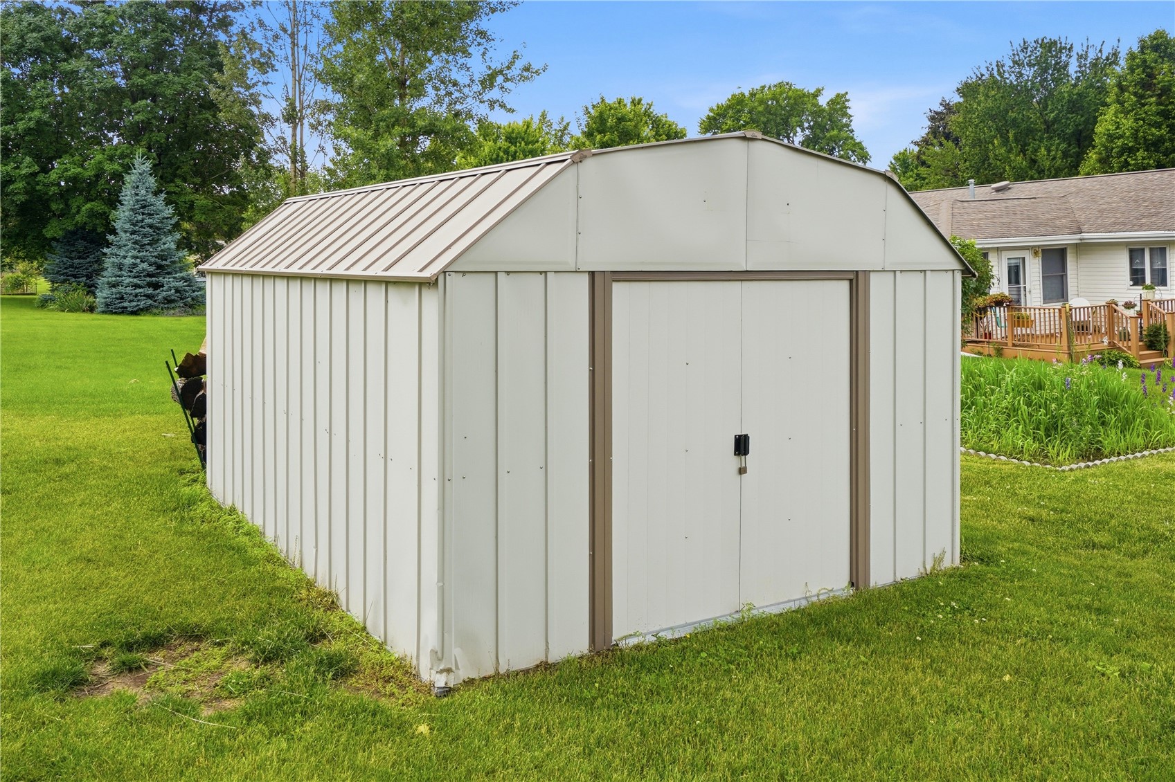 101 Country Club Drive Vinton IA 52349