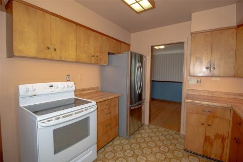 3849 Vine Avenue SE Cedar Rapids IA 52403