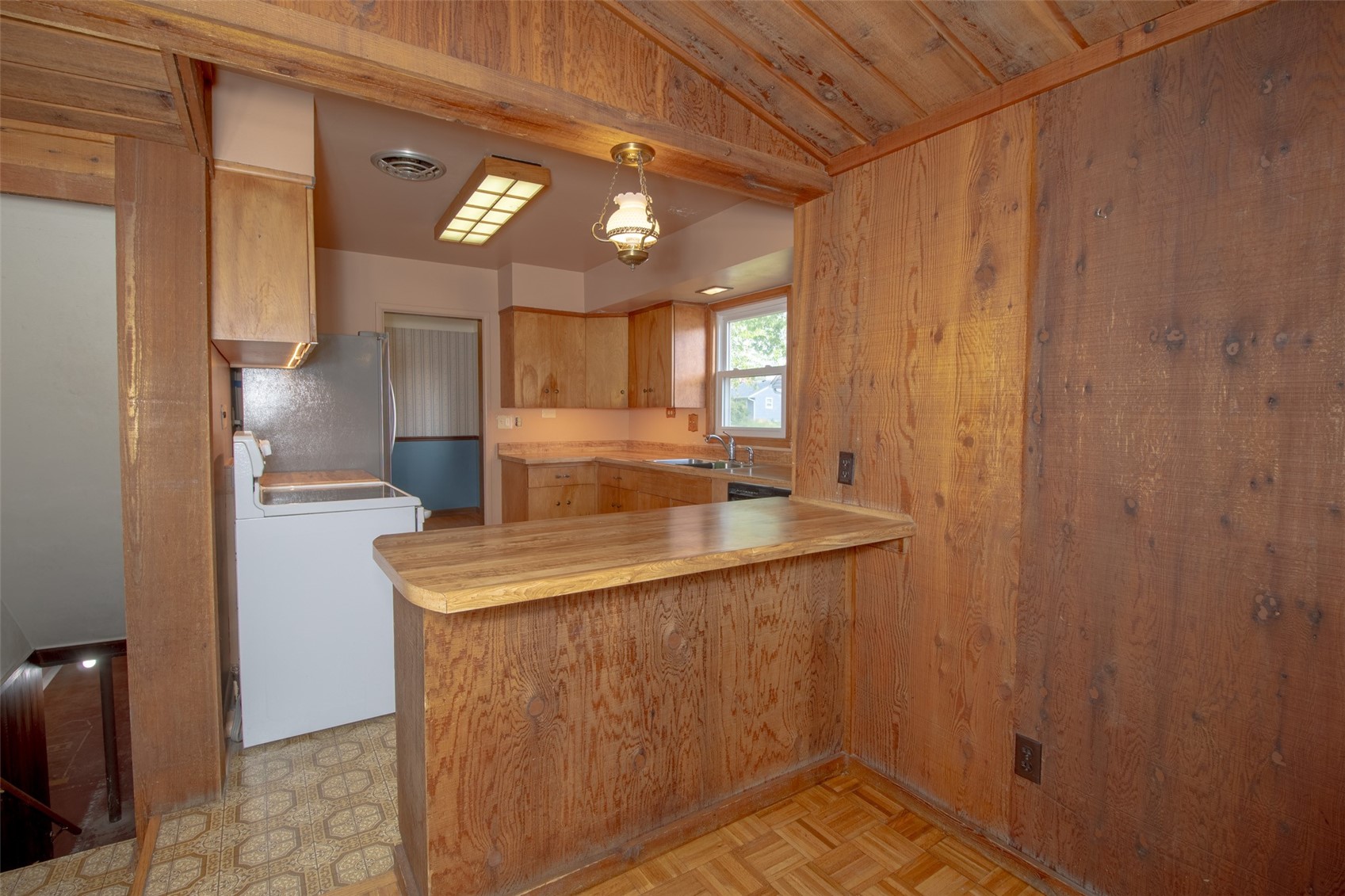 3849 Vine Avenue SE Cedar Rapids IA 52403