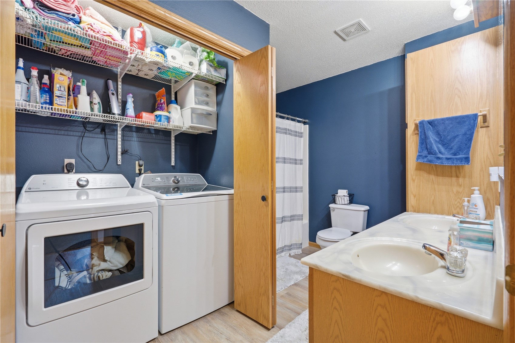 711 Grant Street Walker IA 52352
