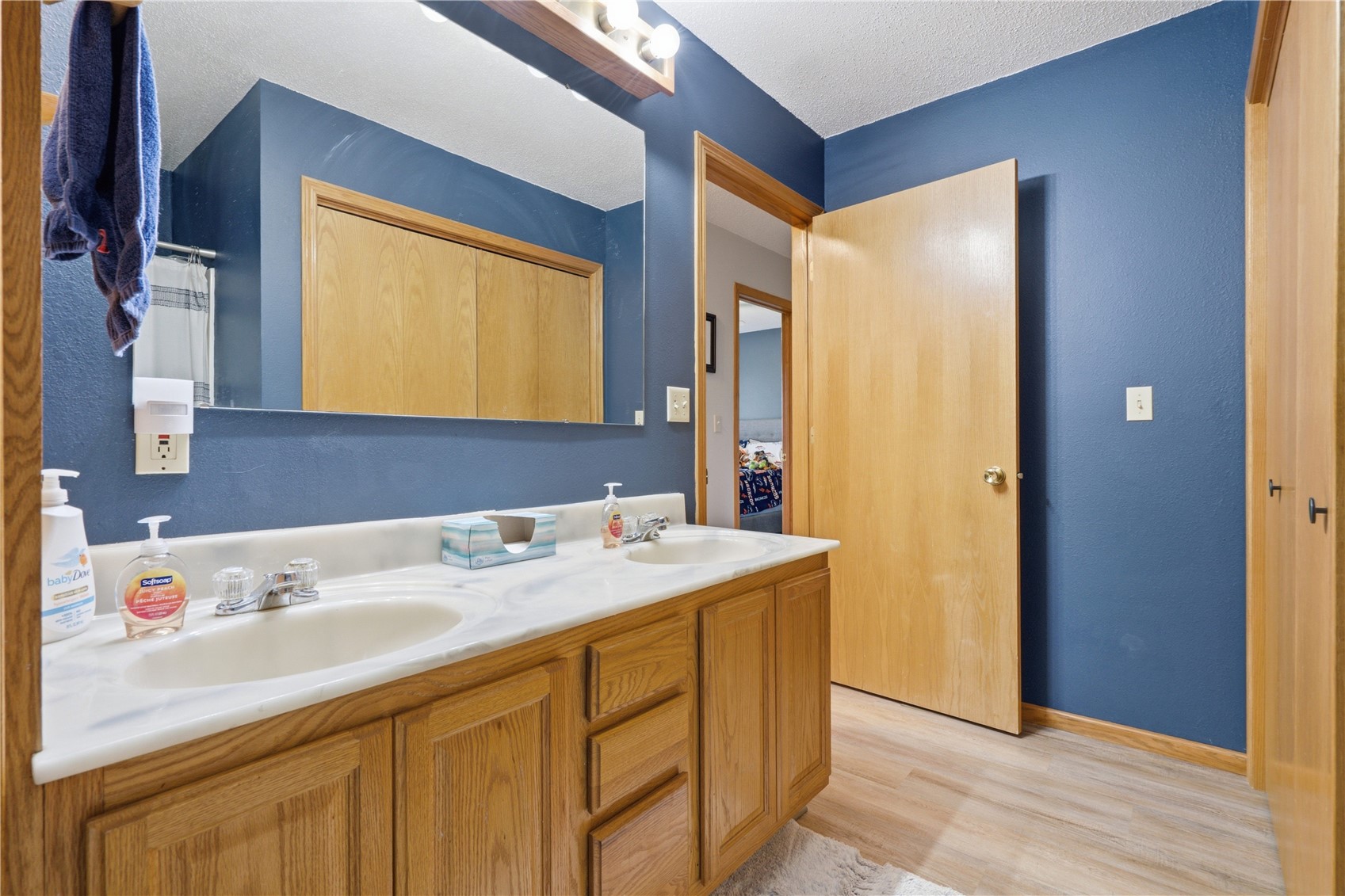 711 Grant Street Walker IA 52352
