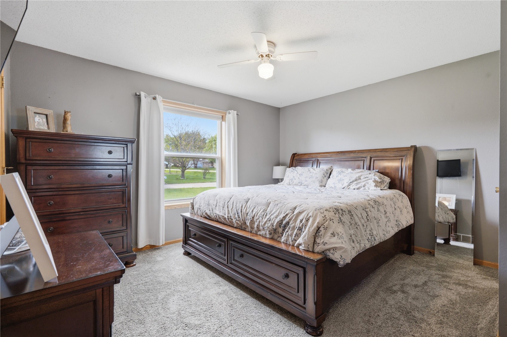 711 Grant Street Walker IA 52352