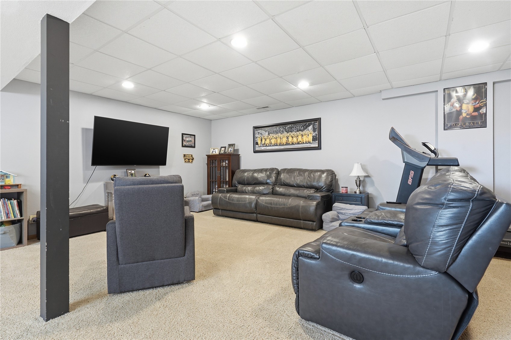 711 Grant Street Walker IA 52352