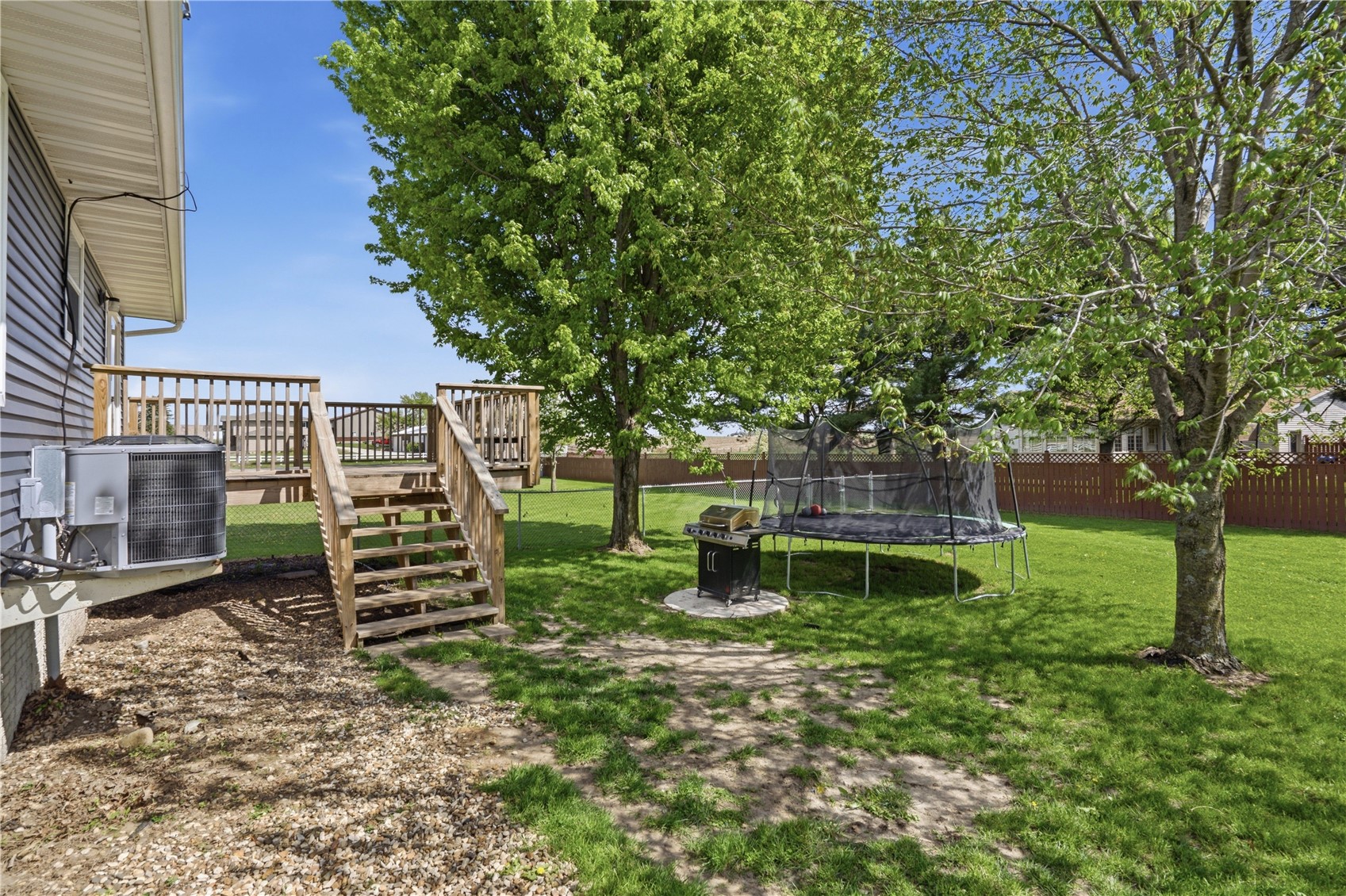 711 Grant Street Walker IA 52352